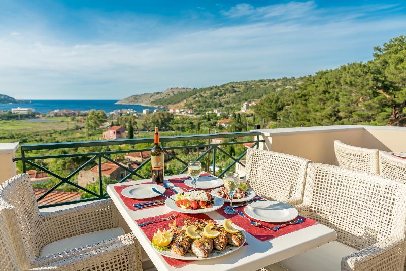 Ai Yannis Suites And Apartments Hotel Mármaron Esterno foto